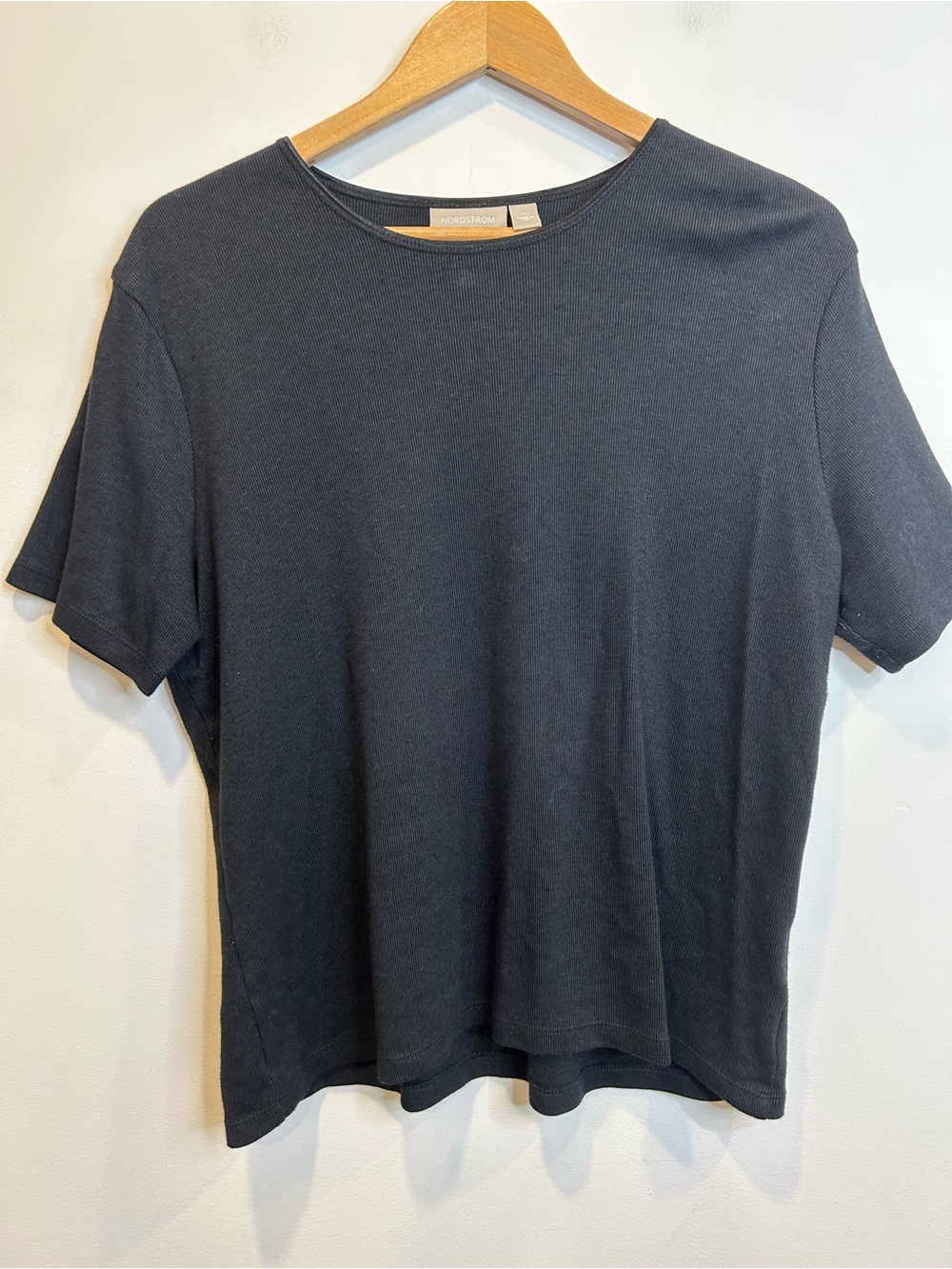 Nordstrom Women’s Short Sleeve Ribbed Tee Shirt Black